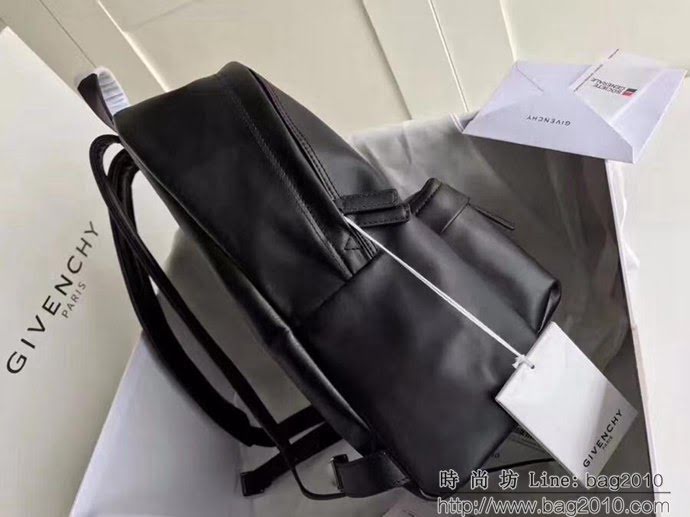 GlVENCHY紀梵希 爆款 頭層牛皮 原版亞銀五金 織帶＋兩顆小金屬五角星 休閒雙肩包 潮人必備款  tsg1226